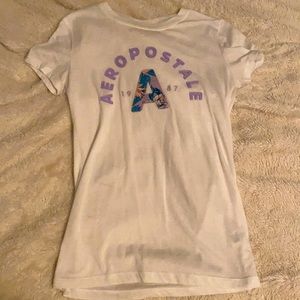 M Aeropostale white tight fit tee